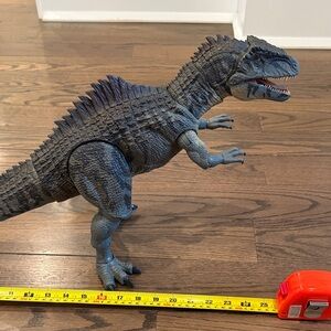 Jurassic World Hammond Collection Gigantosaurus